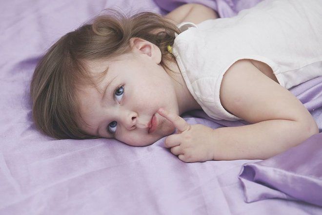Мама-психолог поделилась личным опытом: как легко укладывать детей на дневной сон