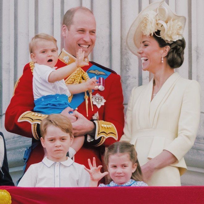 Семейный портрет принца Уильяма с Кейт Миддлтон и детьми