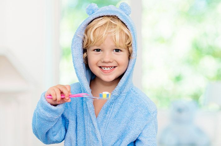 Что нужно знать родителям о зубных пастах для детей
