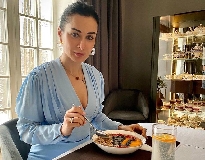 Тина Канделаки поделилась старинным рецептом грузинской закуски «Пхали»