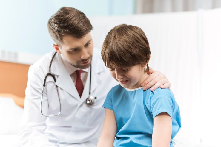 Причины гипергидроза у ребенка
