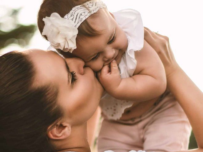 Совет от Ларисы Сурковой: не целуйте ребенка против его желания