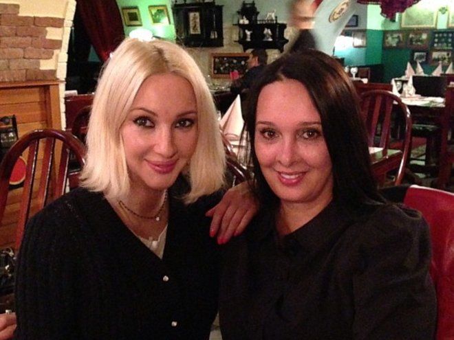 Лера Кудрявцева с сестрой