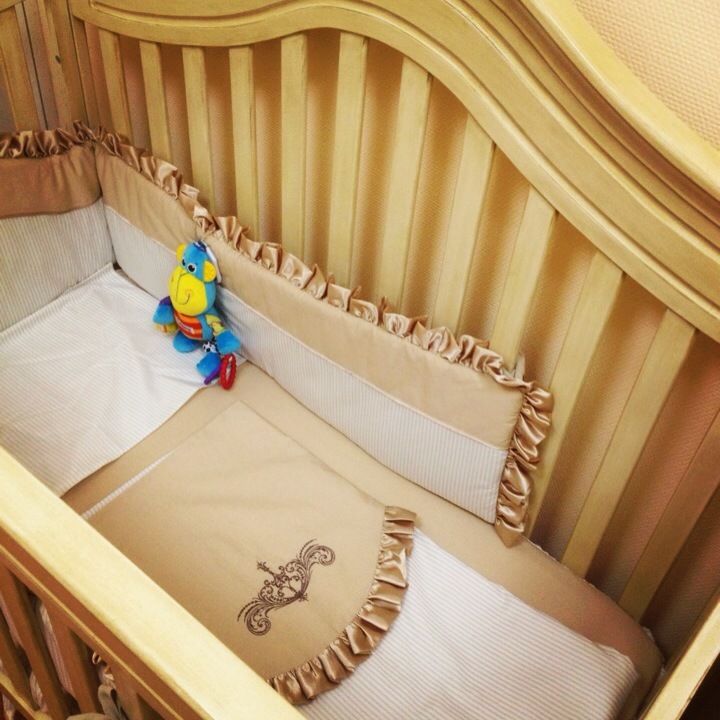 Центр в детской - кроватка от Джованни