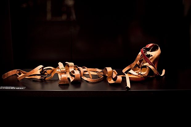 Vivienne Westwood. Выставка работ ы Cvetnoy Central MArket