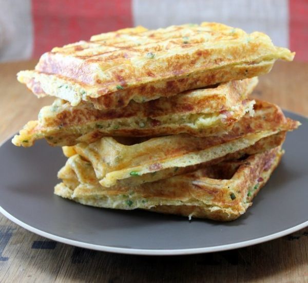 ЛУКОВЫЕ ВАФЛИ С СЫРОМ И БЕКОНОМ...