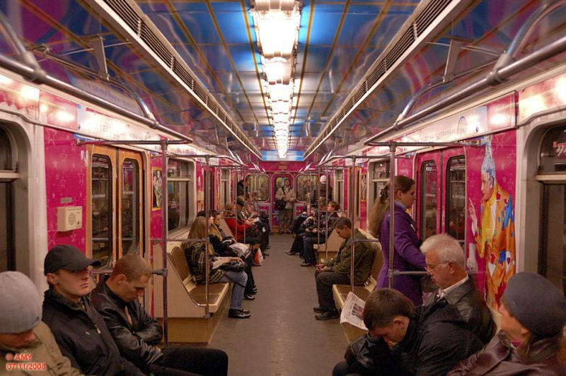 Рекламная вакханалия в киевском метрополитене (22 фото) Рекламная вакханалия в киевском метрополитене (22 фото)