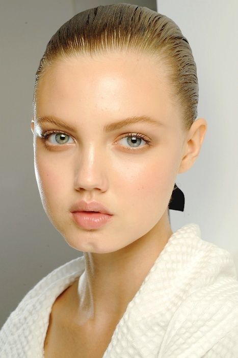 4697075_LindseyWixsonnomakeup3145 (467x700, 83Kb)