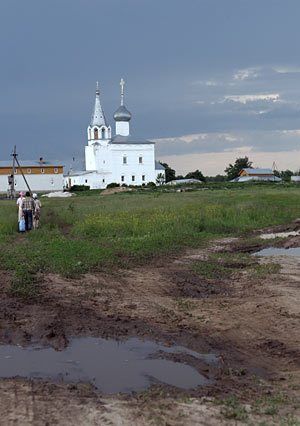 Как происходит крещение младенца