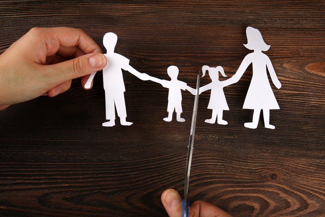 Совет от Людмилы Петрановской: сохраните семейные ритуалы для ребенка при разводе