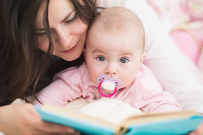 От мамы-логопеда: лучшие книги для малышей с рождения и до 8 месяцев