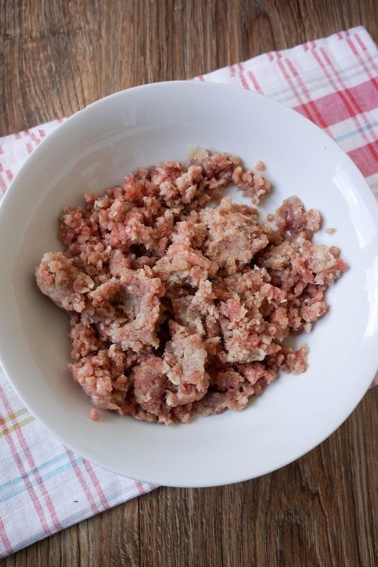 замешиваем фарш
