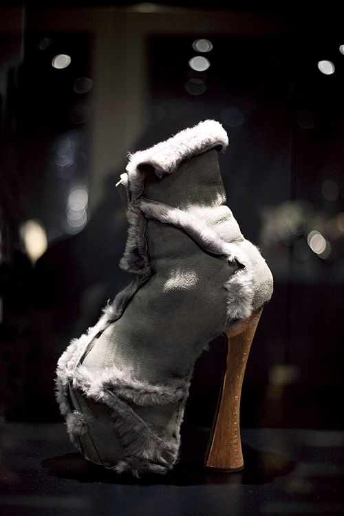 Vivienne Westwood. Выставка работ ы Cvetnoy Central MArket