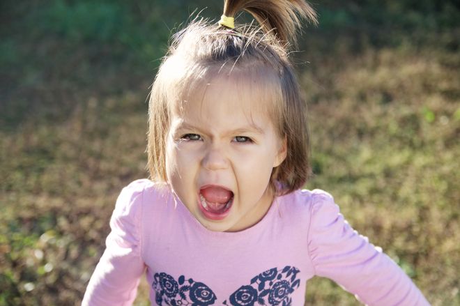 Совет от Людмилы Петрановской: учите ребенка переживать негативные эмоции