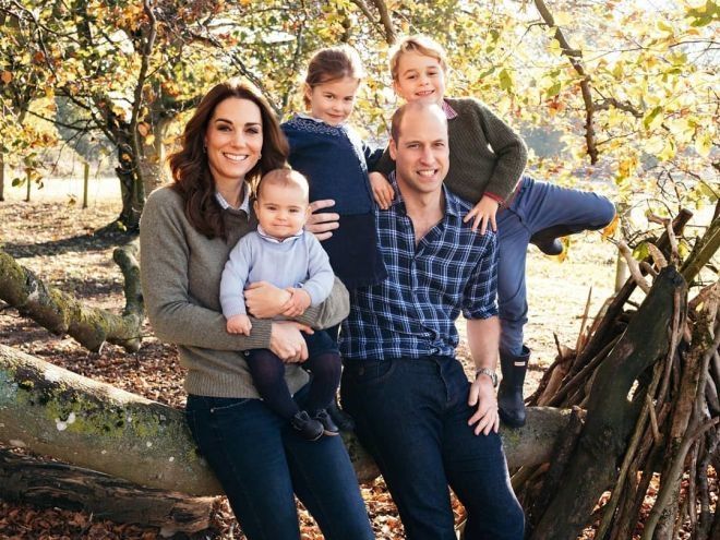 Кембриджи в отпуске: Кейт Миддлтон и принц Уильям вместе с детьми побывали в особенном месте