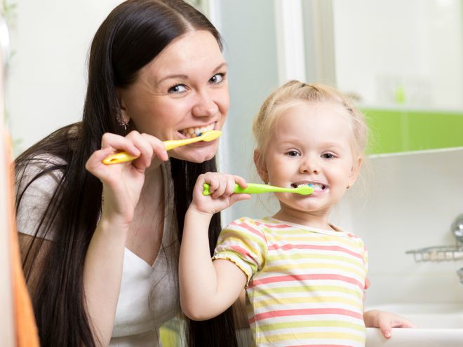 Чтобы у будущего малыша были здоровые зубы: советует стоматолог
