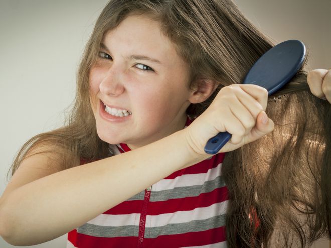 Как расчесать колтуны в детских волосах: мама сделала, парикмахер комментирует
