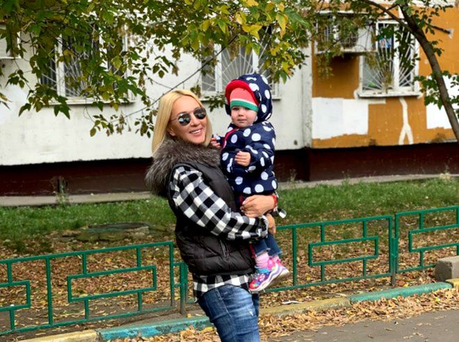 Лера Кудрявцева с дочерью