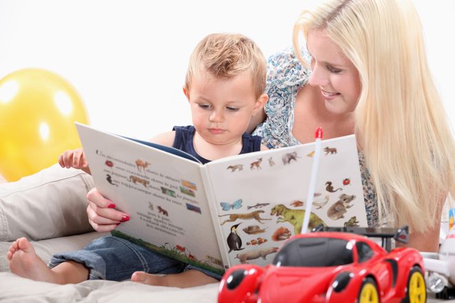 18 книг для чтения детям в возрасте 2–3 лет: выбор мамы-психолога
