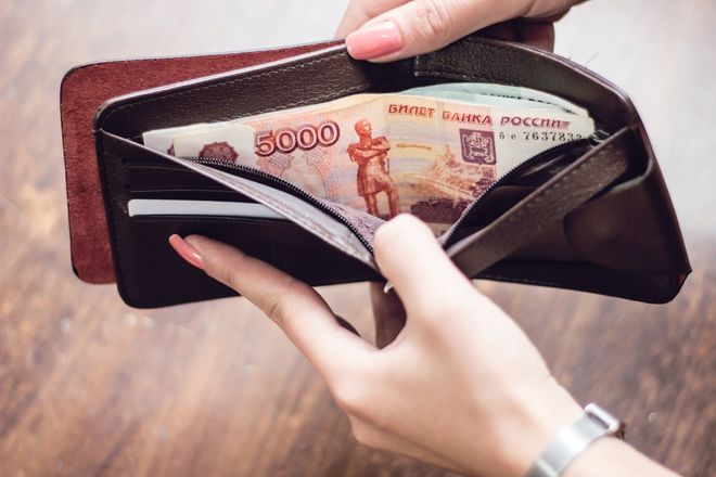 Министр труда рассказал, кому положена выплата 5 000 рублей и как ее получить