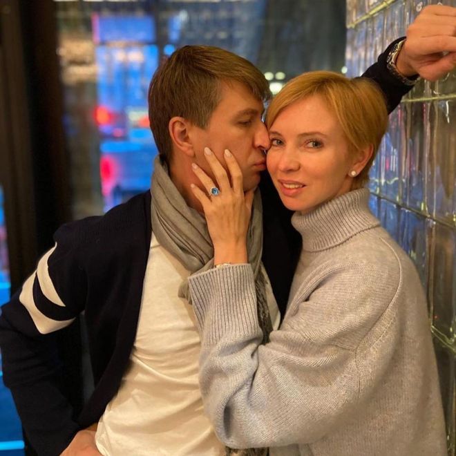 «Просто люблю»: Алексей Ягудин растрогал поклонников мини-фильмом о супруге в честь ее дня рождения
